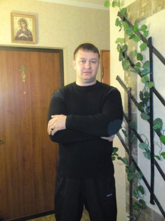 Николай Коренев Директор Аверина Фото
