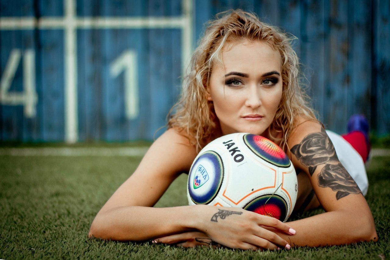 Woman football
