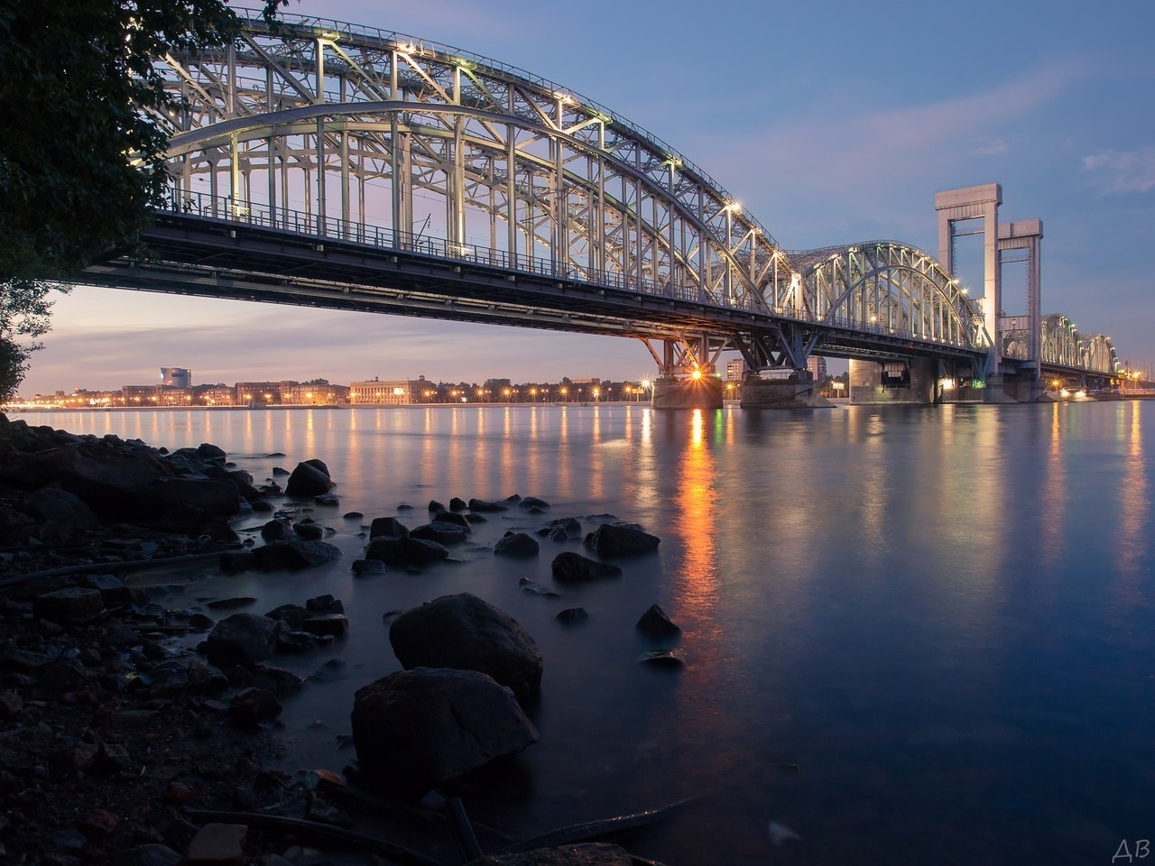 Финляндский Железнодорожный мост в Санкт-Петербурге