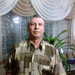 Петр, 62 года, Кировск