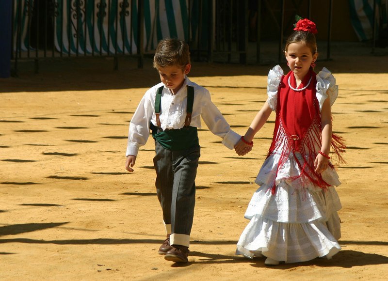 Дети в испании