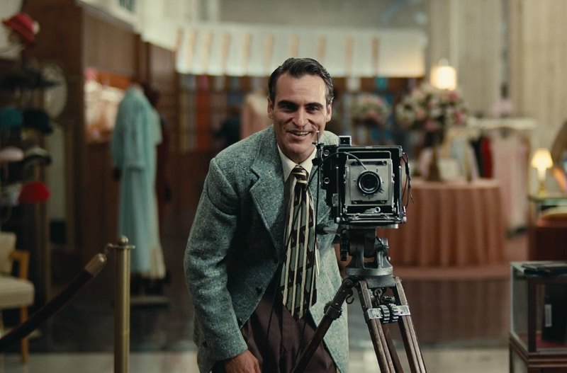 Фильм мастер таытз онлайн, блондинка жена дома в неглиже