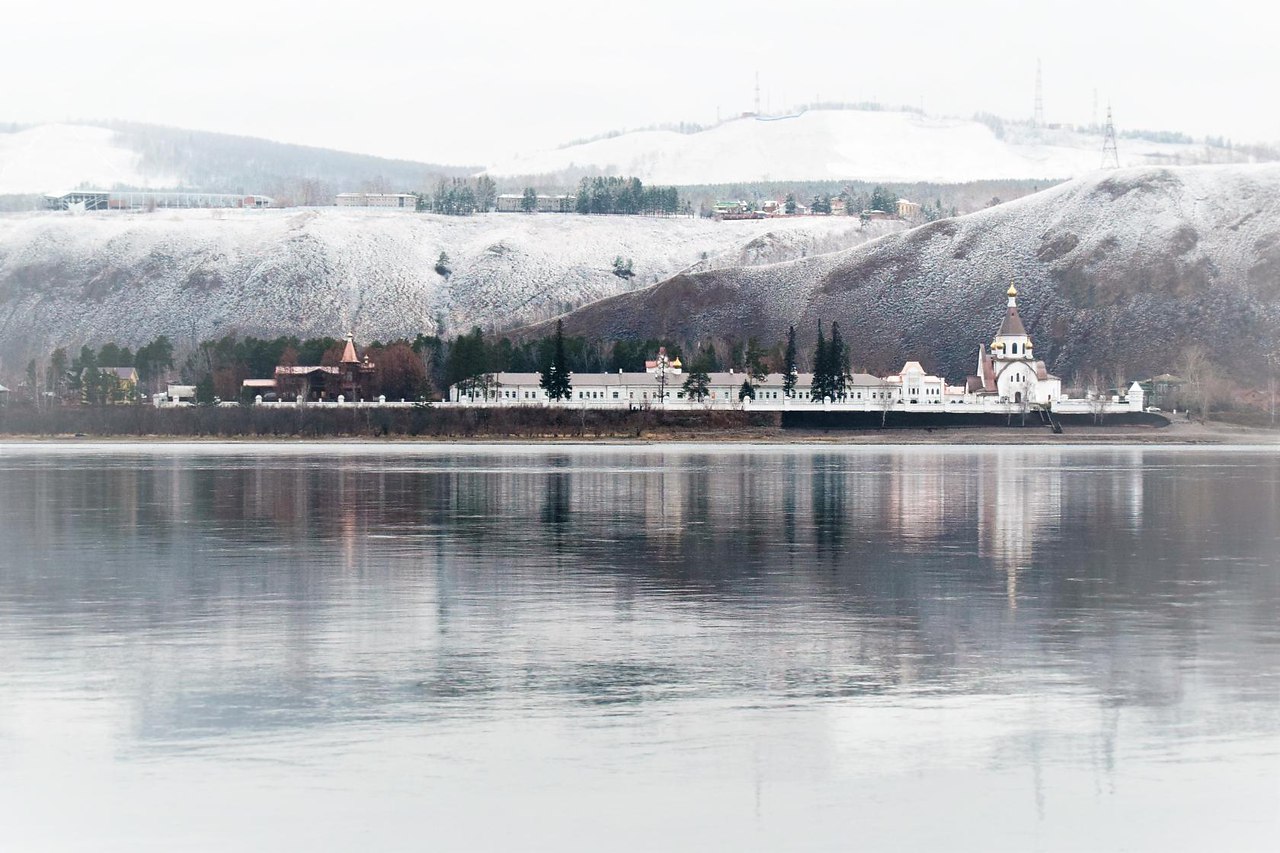 Свято успенский мужской монастырь красноярск фото