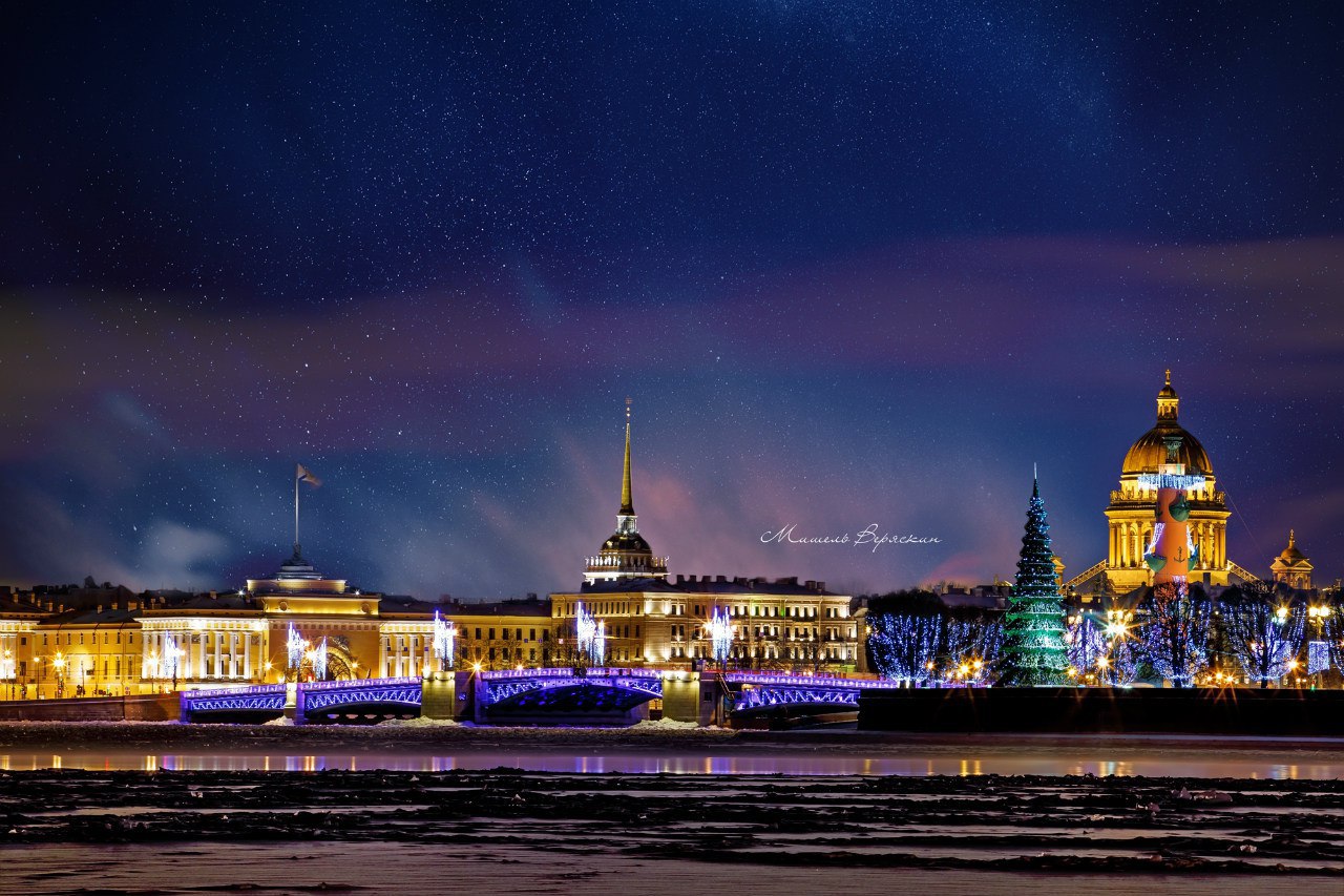 Ночной Санкт-Петербург зимой Нева