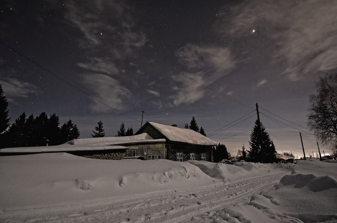 Зимнее небо в деревне