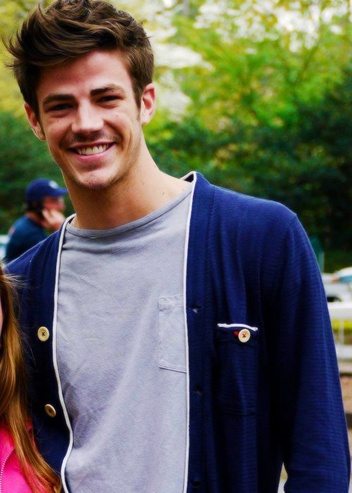 Grant gustin dating history 👉 👌 Who has Grant Gustin dated? 