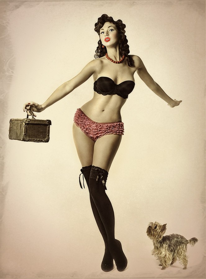 Glamour tits petite vintage