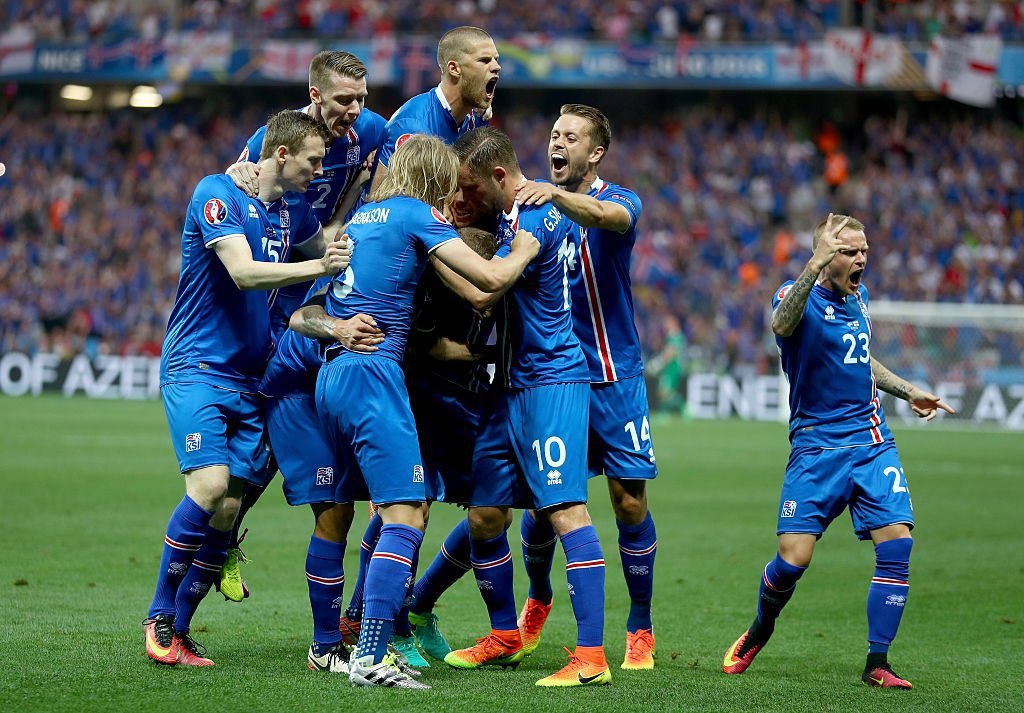 Франция исландии. Исландия на евро 2016. Команда Исландии. Португалия Исландия евро 2016. Исландия ФИФА 25.