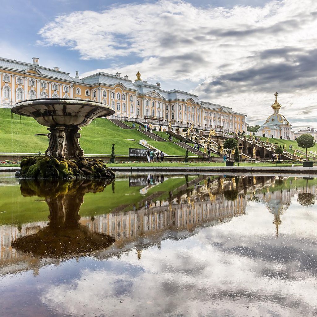 Голубой дворец в петергофе фото