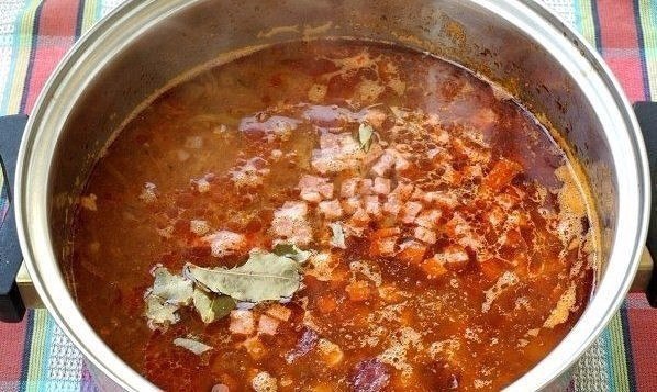 Как приготовить мясную солянку не на мясном бульоне