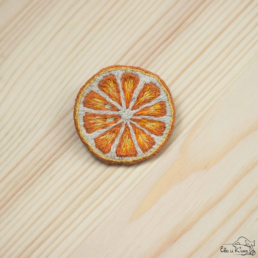 Вышивка гладью апельсин