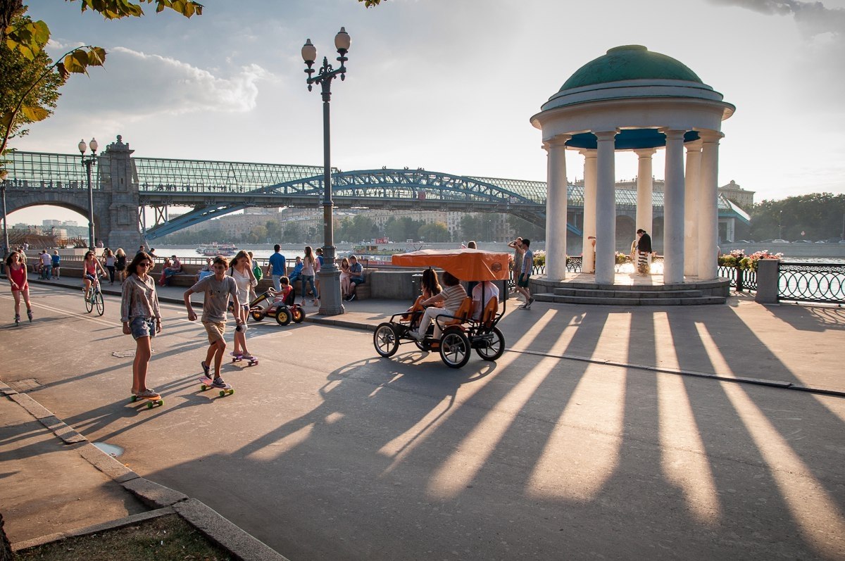 Парки горького москвы