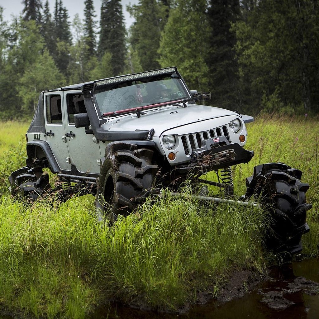 Jeep 4[4