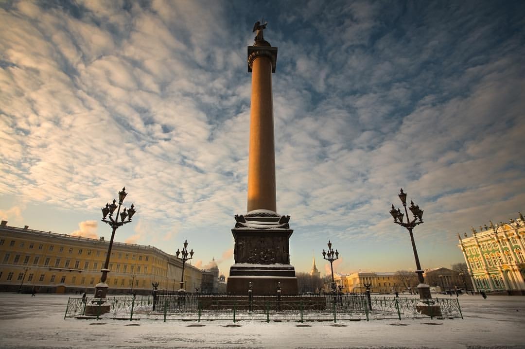 Александровская колонна санкт петербург фото