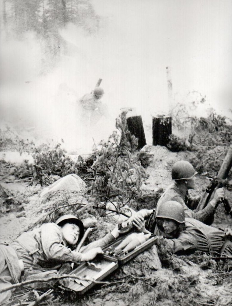 Фото войны 41 45 года солдаты в бою