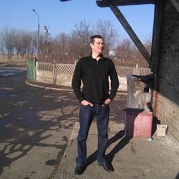 Pavel, 48 , -