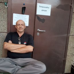 Игорь, 58 лет, Алчевск