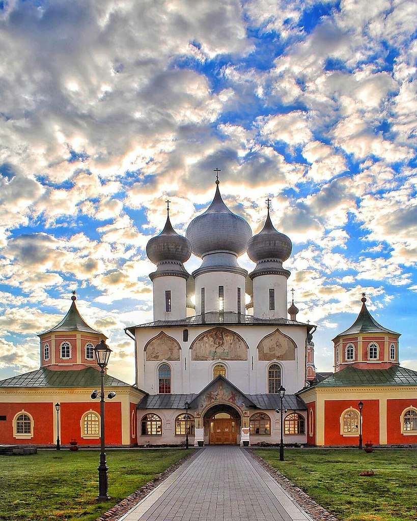 Достопримечательности тихвина фото