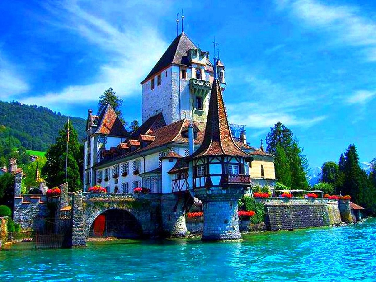 Spiez Castle Швейцария