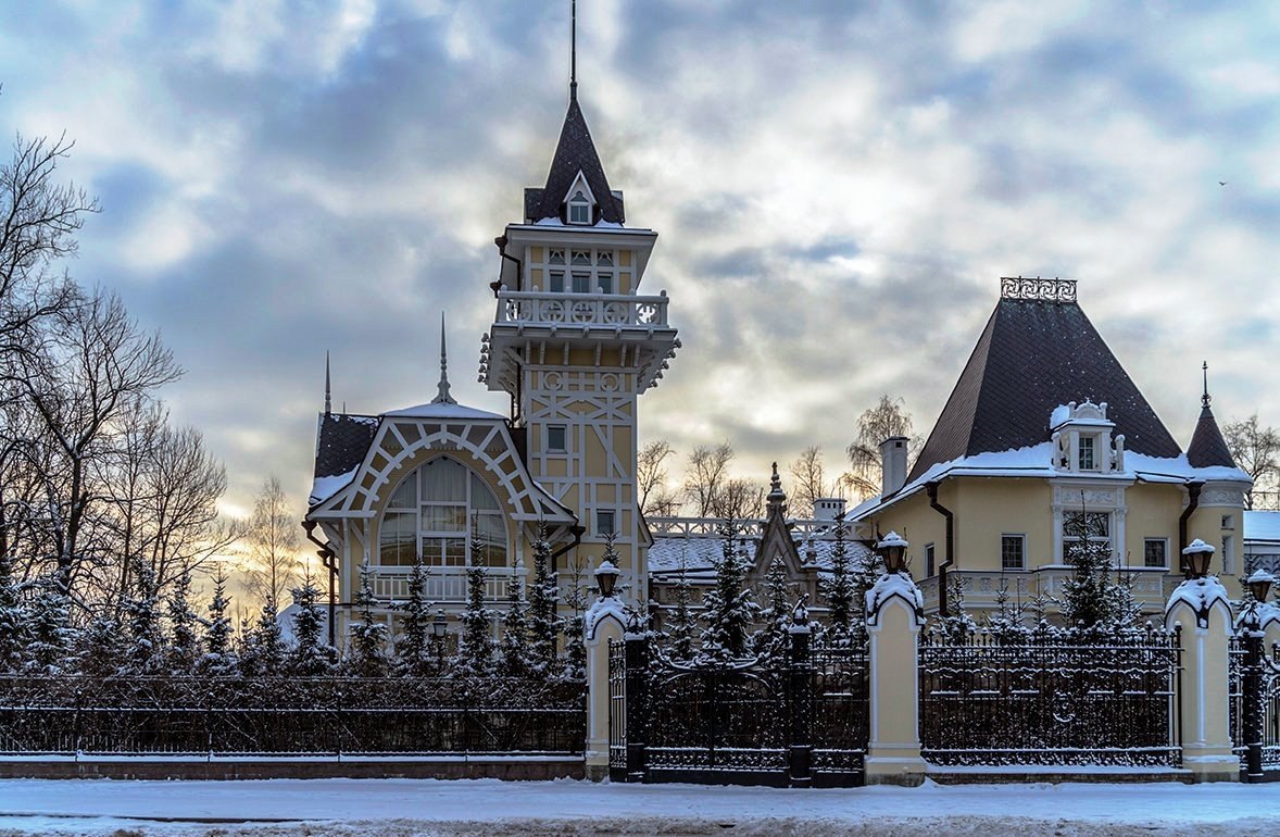 Самое красивое здание в россии фото