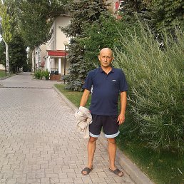игорь, 56 лет, Курахово