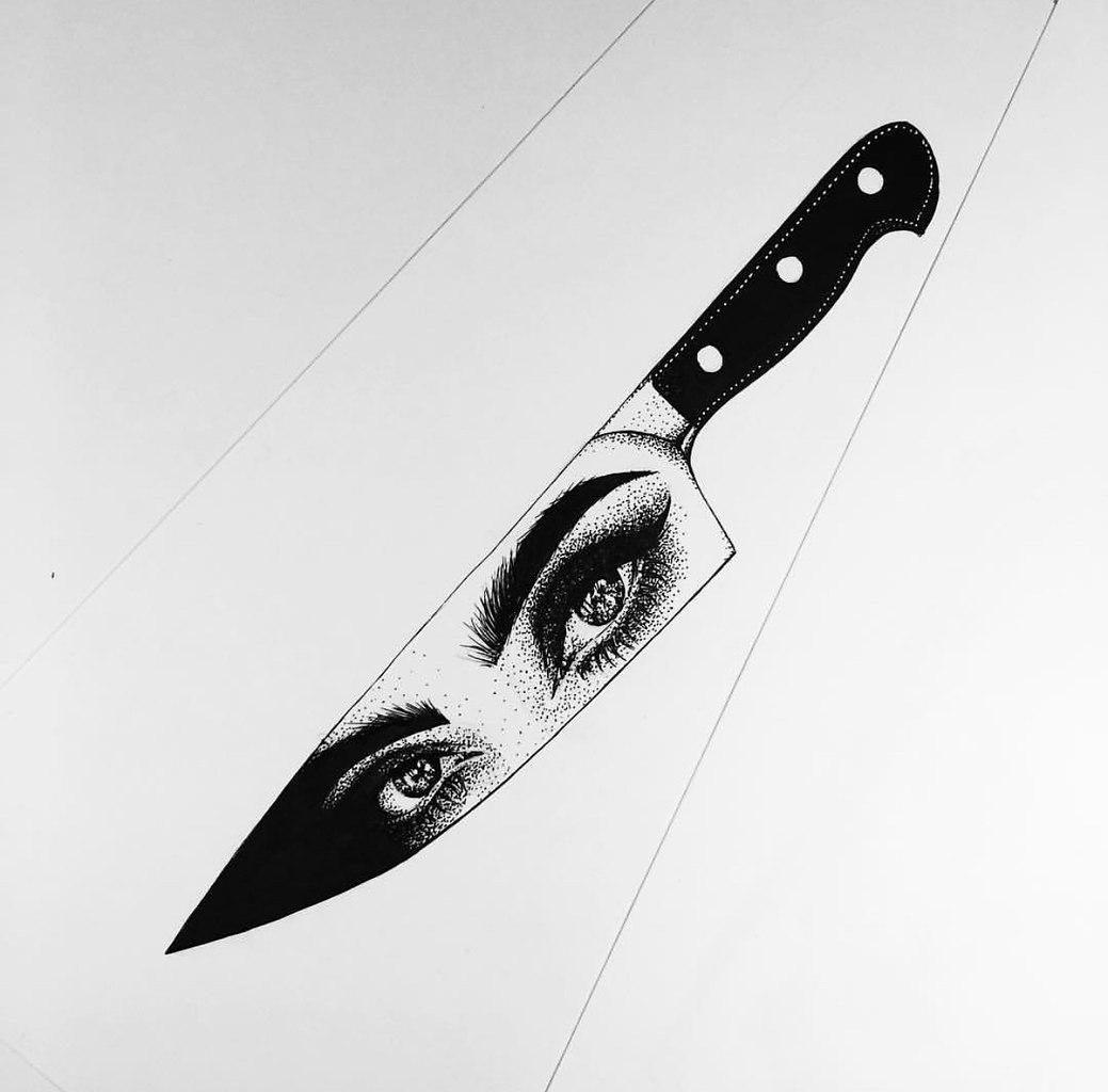 Тату нож с глазами