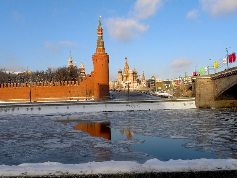 Солнечный день в москве