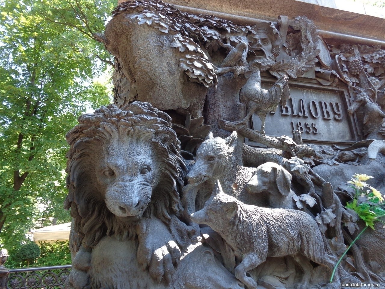 памятник крылову летний сад санкт петербург