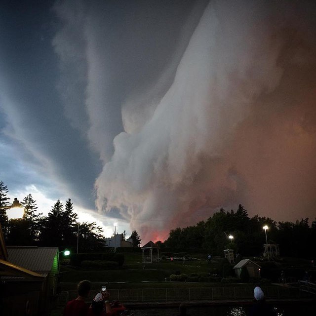 Канада шторм. Буря в отношениях. Storm Canada.