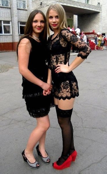 Обычный выпускной в 2018 году.... А теперь вспомни своих одноклассниц..... - 3
