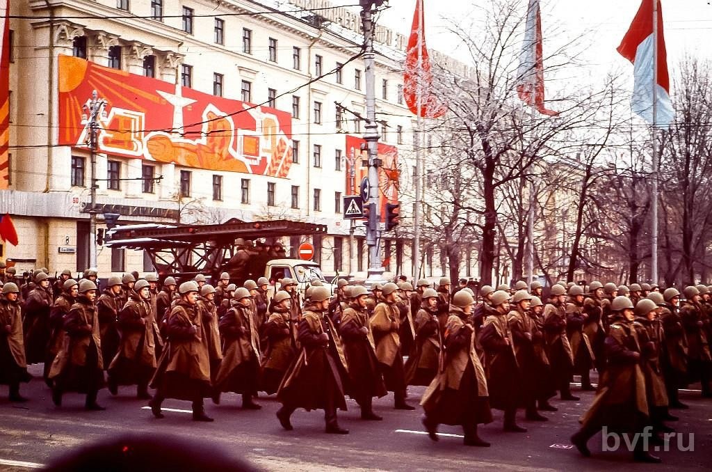 Демонстрация 7 ноября в ссср фото