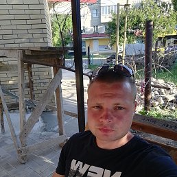 Макс, 26, Конотоп