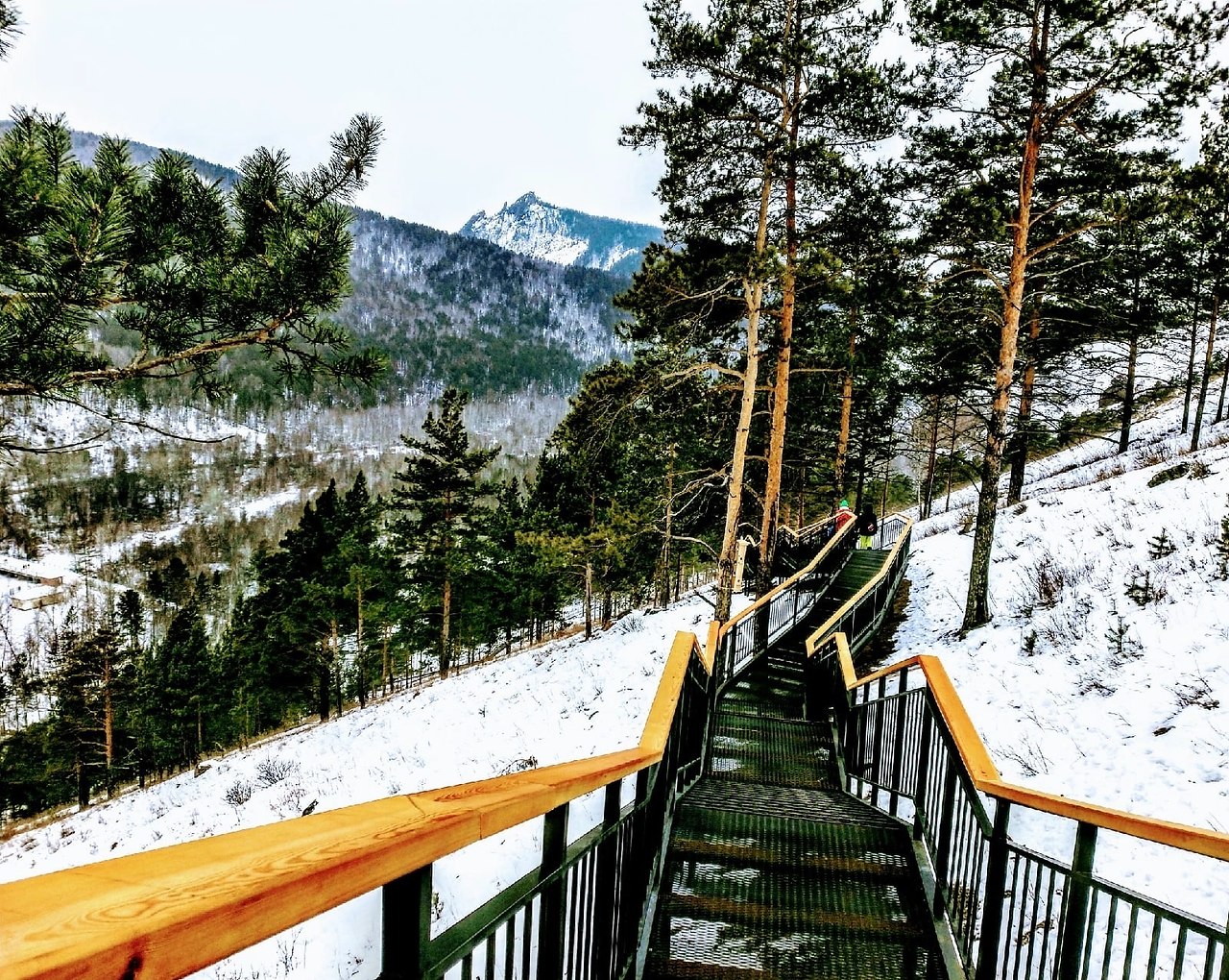 Лестница в красноярске на торгашинский хребет фото