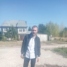 Максим, 29, Тольятти