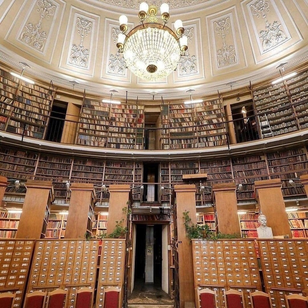 национальная библиотека в санкт петербурге