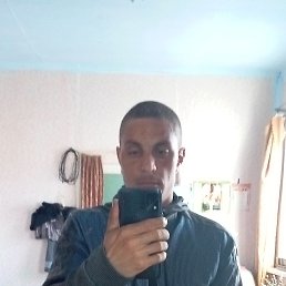 Руслан, 29, Бохан