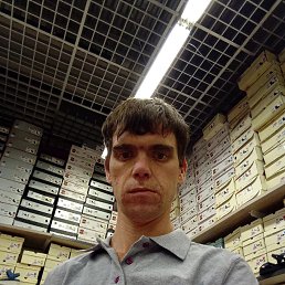 Олег, 30, Матвеев Курган