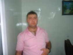 Arman, ������, 44 ����