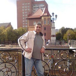 Leonid, 60 , 