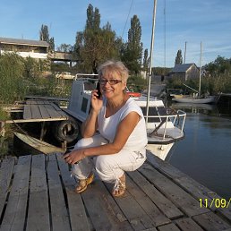Елена, 63, Болград