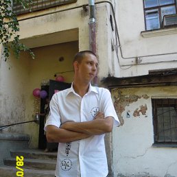 Пётр Афанасьев, 37, Псков
