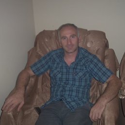zviad, 53, 