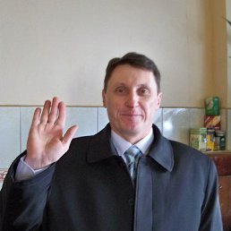 Salnik Vitalik, 54, 