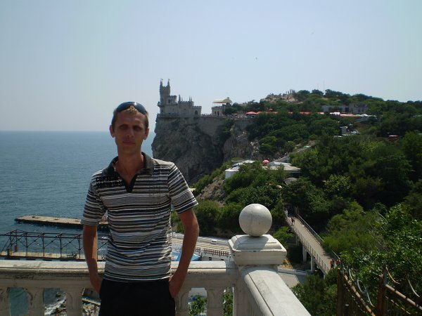   :  - Alex, 43 , 