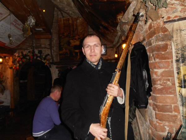  : Andriy, 39 , 