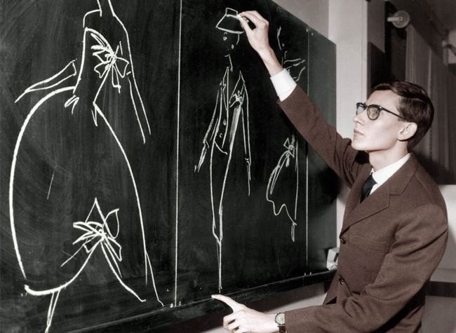  Yves Saint Laurent  