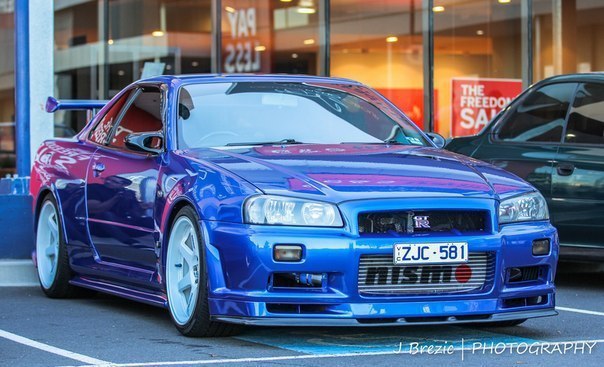 Nissan Skyline GT-R (BNR34).