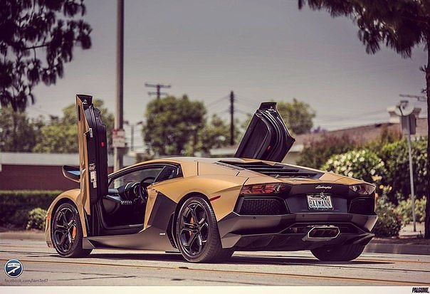 Lamborghini Aventador Golden