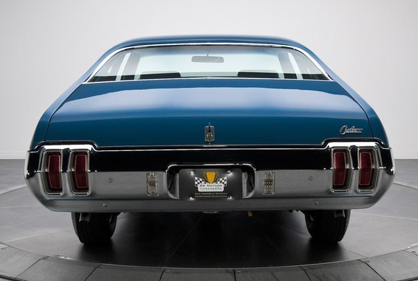 1970 Oldsmobile Cutlass Supreme W-31 Coupe - 5