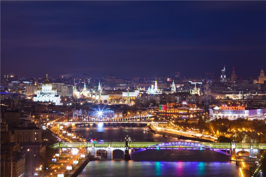 Yellowzaim g moskva. Ночной Китай город в Москве. Москва 2012. Китай город ночью Москва. Москва 2012 фото.